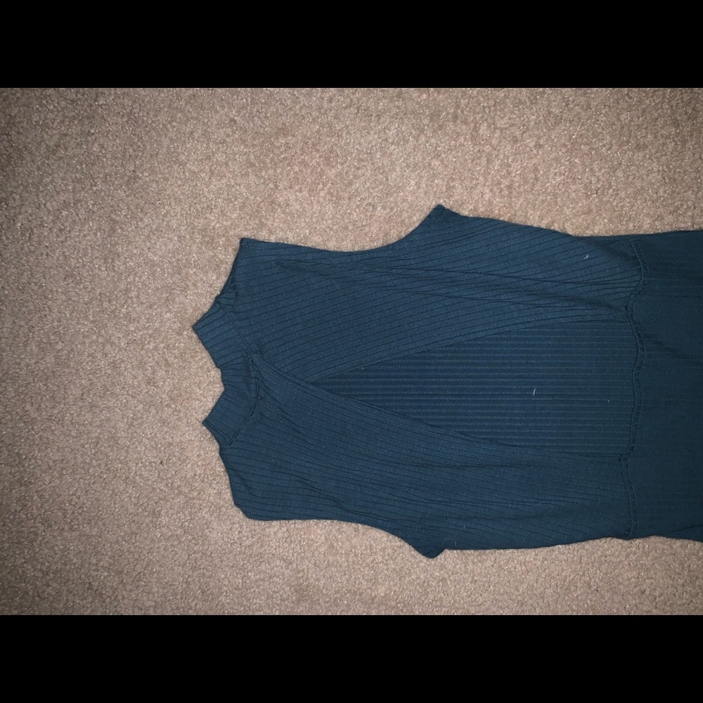 Dress - Picture 3 of 3
